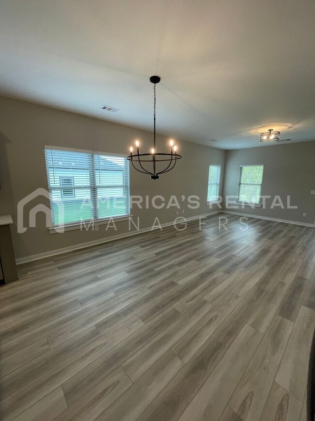 Photo - Home for Rent in Tuscaloosa, AL!!! View with 48 Hours Notice!