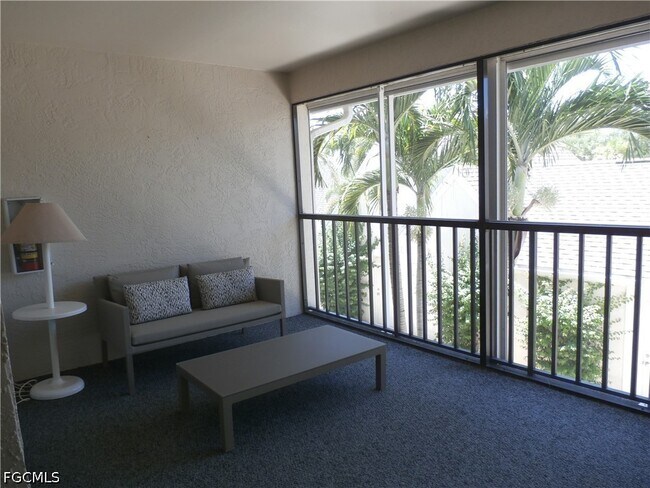 Photo - 16301 Kelly Woods Dr Unit 205
