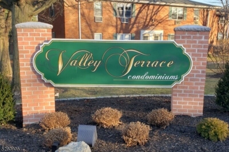 31 Knox Terrace Condo Unit 1D Condo for Rent in Wayne, NJ