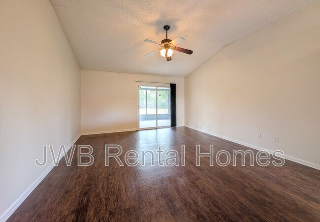 Photo - 8564 Mayall Dr