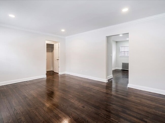 Photo - Hilltop Manor Apartments