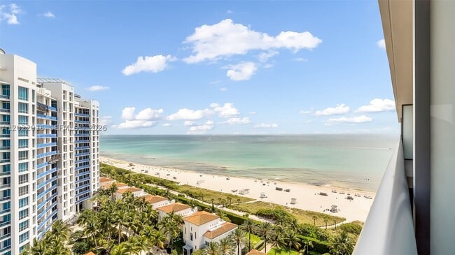 Building Photo - 5875 Collins Ave Unit 1807