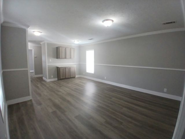 Photo - 1978 Scranton Ave