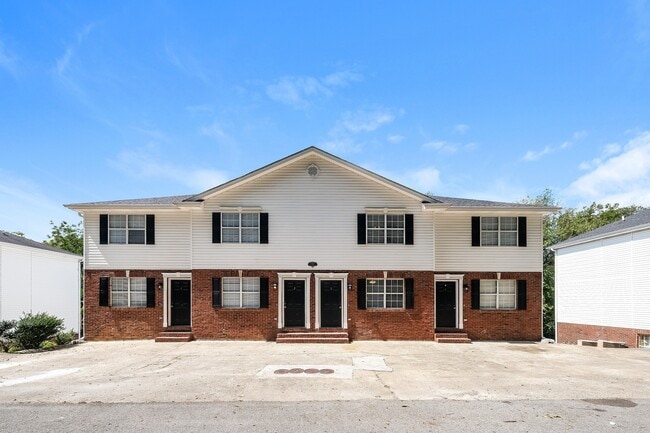 ---000-photo-front-view-14803480 - Greenway Townes