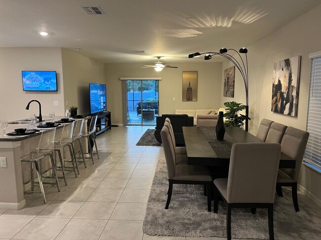 Photo - 14621 Dunrobin Dr