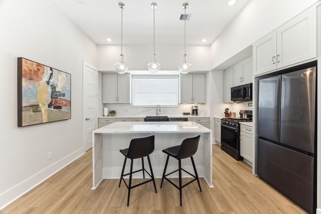 Photo - 1620 Ojeman Rd