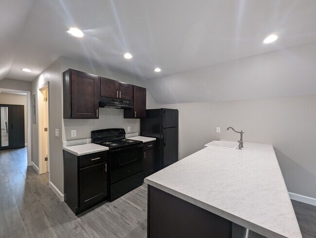 Photo - 2230 Lyon St Unidad B