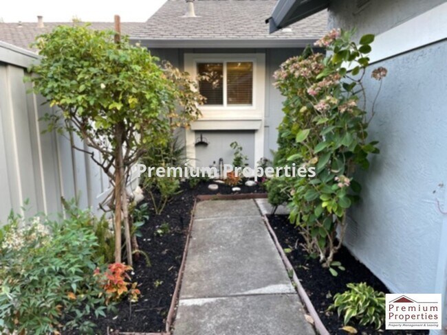 Photo - 1904 Apollo Ct