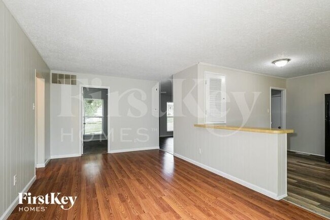 Photo - 6863 Foxbend Ct