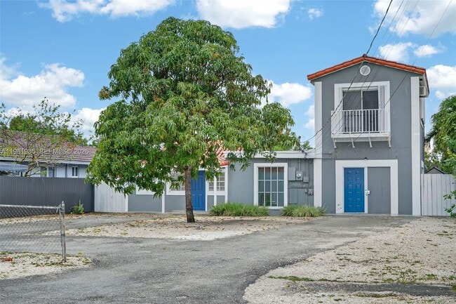 Photo - 6761 SW 13th Terrace Unidad 1