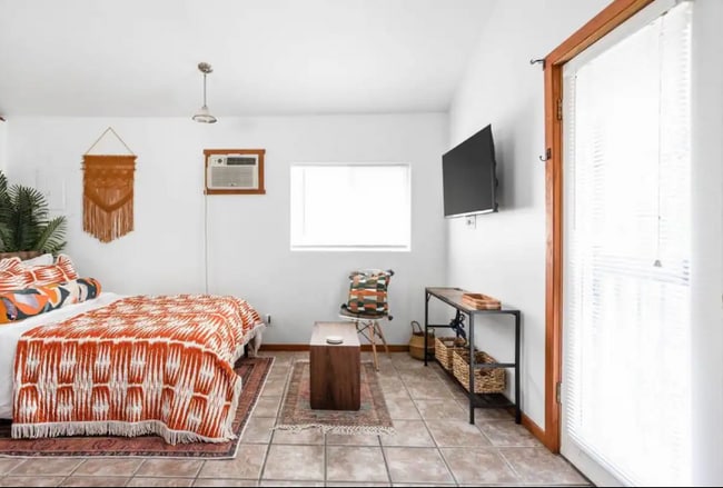 Photo - 6721 Riverfront Ave Unit Studio