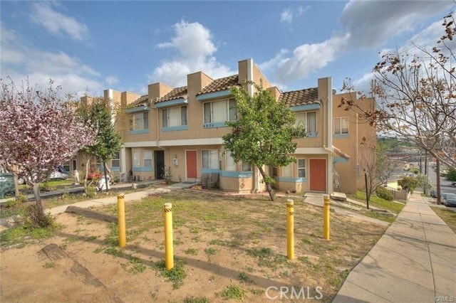 Building Photo - 4904 Ithaca Ave Unit 2 Rental