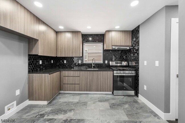 Photo - 1117 Chestnut St