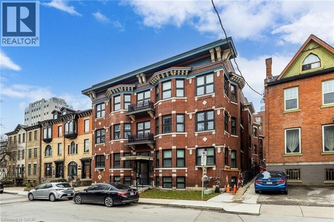 Photo - 27 Bold St Unit 103