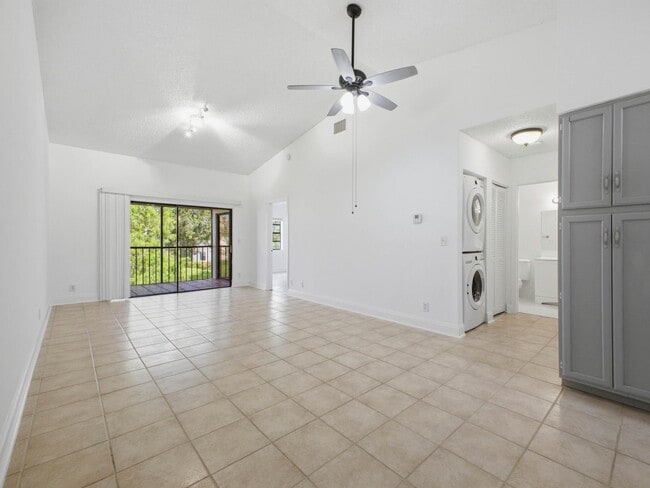 Photo - 321 Norwood Terrace