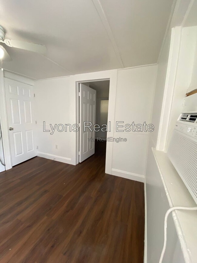 Photo - 717 Burdick Ave