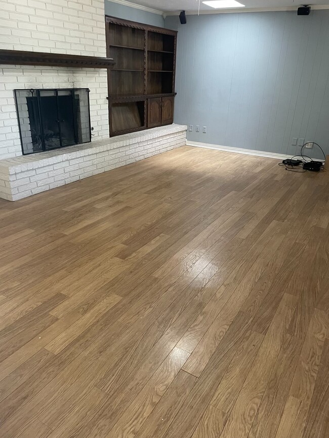 Photo - 7603 Canode Dr