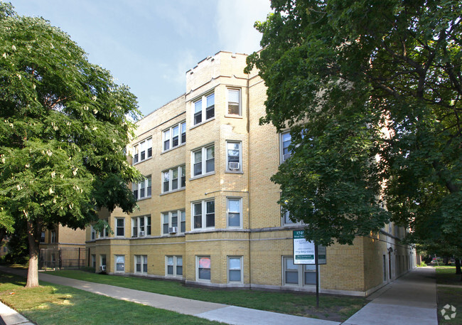 Building Photo - 1740 W. North Shore Ave. Rental