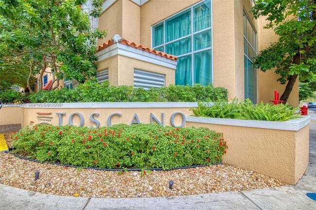 7355 SW 89th St Unit 425N