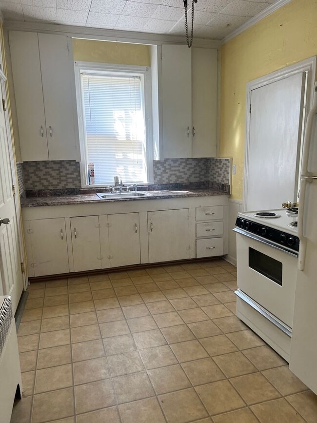 Photo - 201 Nashville Blvd Apartamento Unidad B