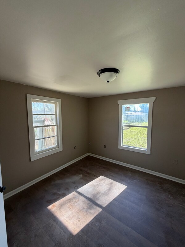 Photo - 1726 Oscar St