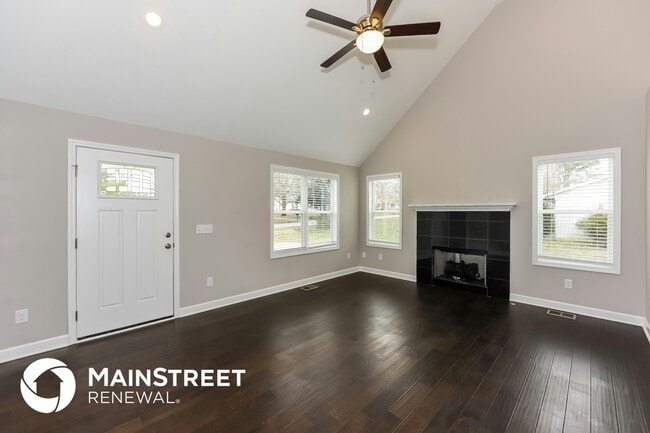 Photo - 840 Duncan St
