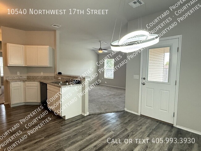 Photo - 10540 NW 17th St