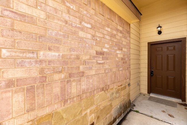 Photo - 218 Ragsdale Way