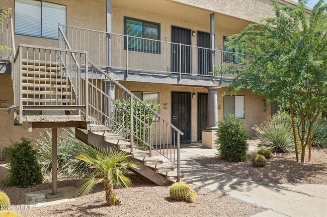 5995 N 78th St Unit 2077