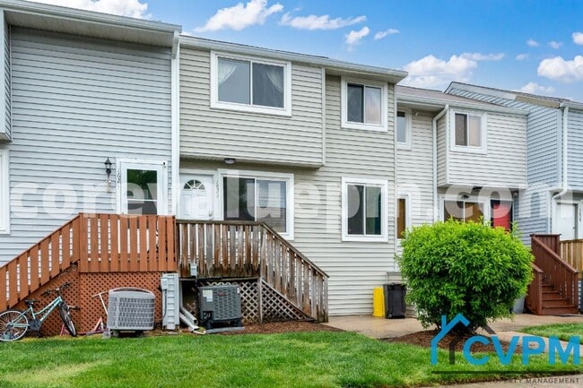 Building Photo - 1623 Fendall Ct Rental