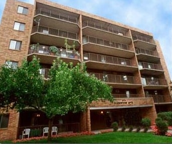 Building Photo - Glenwood Apartments