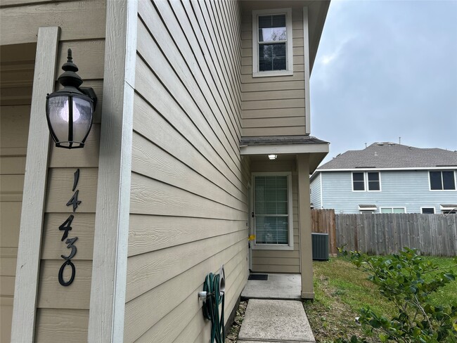 Photo - 14430 Fairbuff Ln