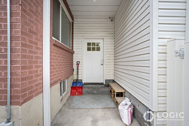 Photo - 462 E Haven Ave Unit 462D