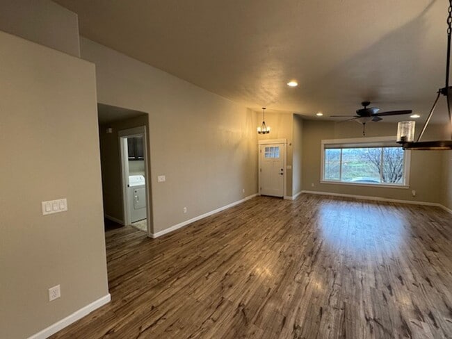 Photo - 3 BEDROOM/ 2 BATH HOME WITH OPEN LAYOUT AND SCENIC SETTING