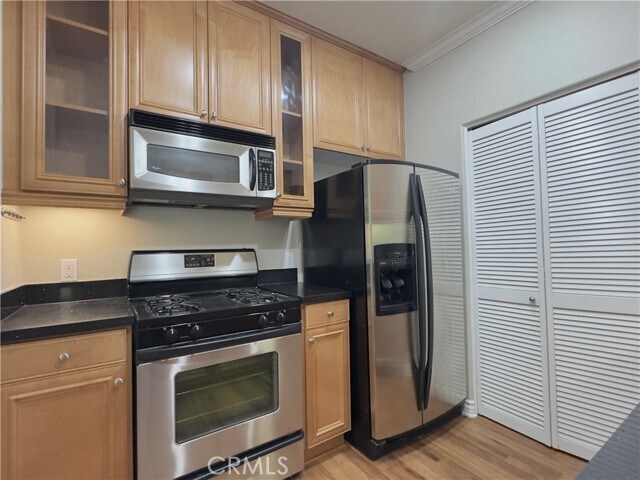 3237 Watermarke Pl