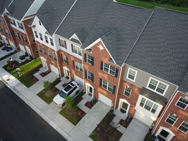 Photo - Spacious 3BR Townhome in Elkridge