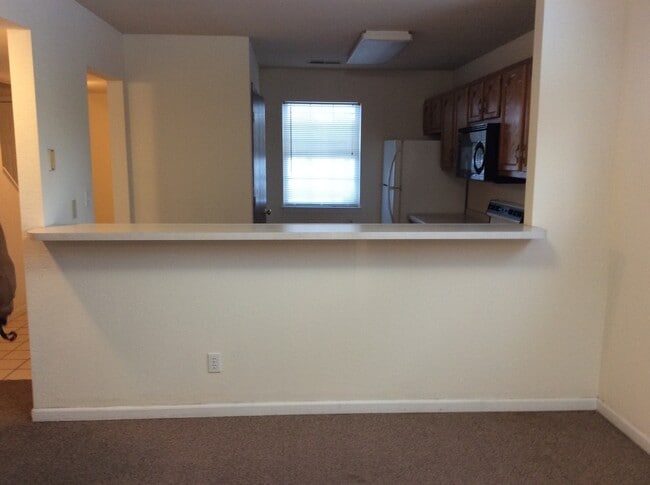 Photo - Godas Circle 5304-06 Unidad 5304