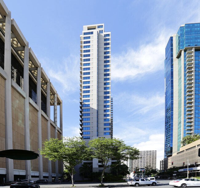 Photo - Pinnacle Honolulu