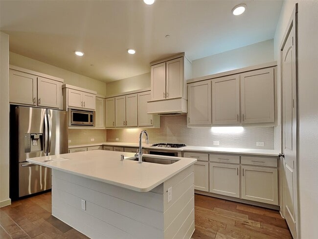 Photo - 7362 Sprangletop St