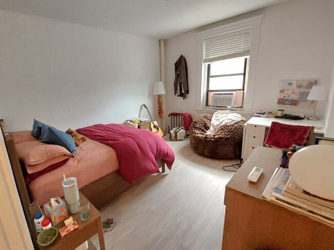 Building Photo - 1111 Boylston St Unit 34