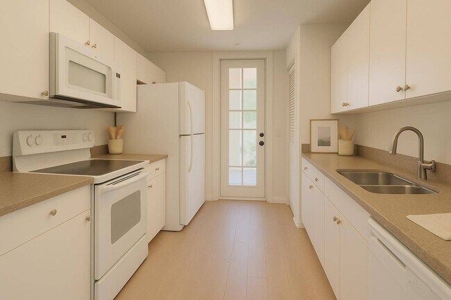 Photo - 1140 University Blvd