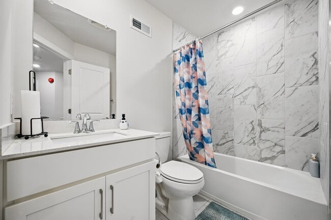 Photo - 825 Pecan Rd