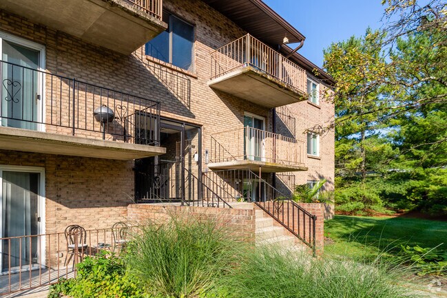 Shayler Brook Apartments