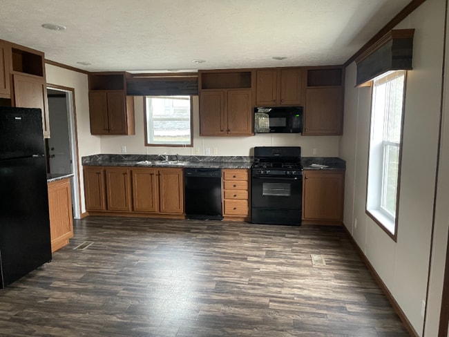 Photo - 363 Shummard Branch