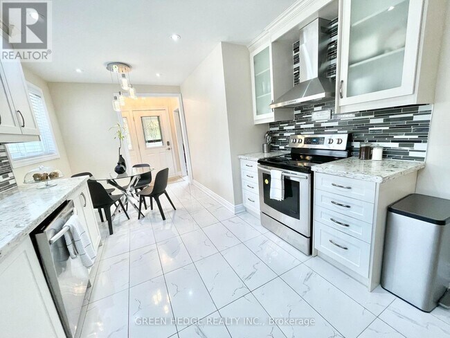 Photo - 30 Tapley Dr