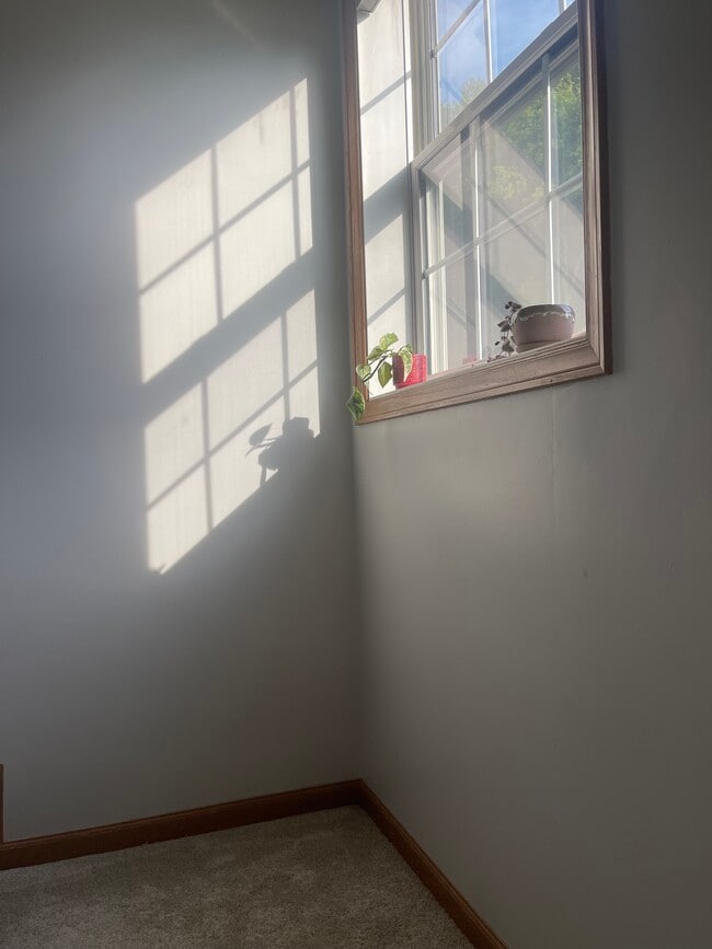 Photo - 1880 Fisher Way
