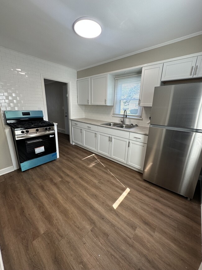 231 Sheridan Dr
