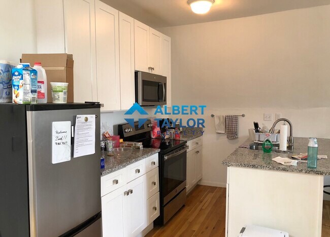 Photo - 176 Northampton St