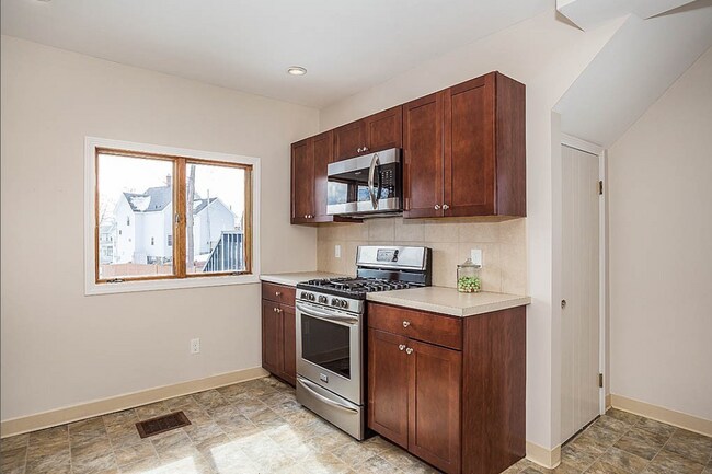 Photo - 22 Scott St Unit 2