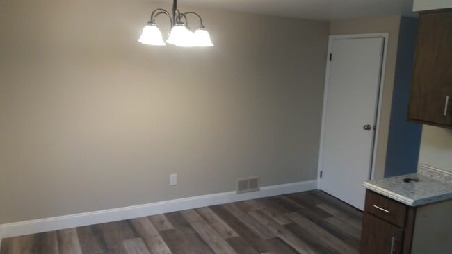 Photo - 1386 Lincoln Dr Unit B